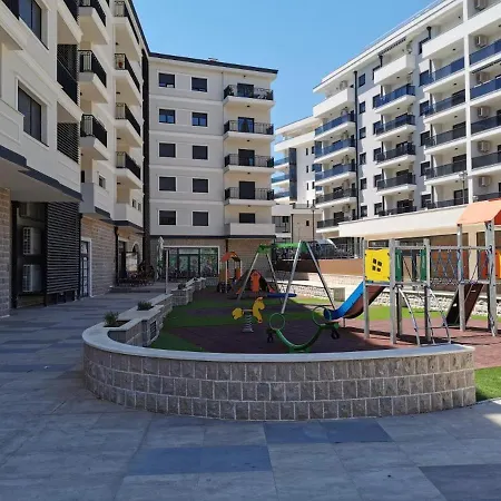 公寓 In 特雷比涅